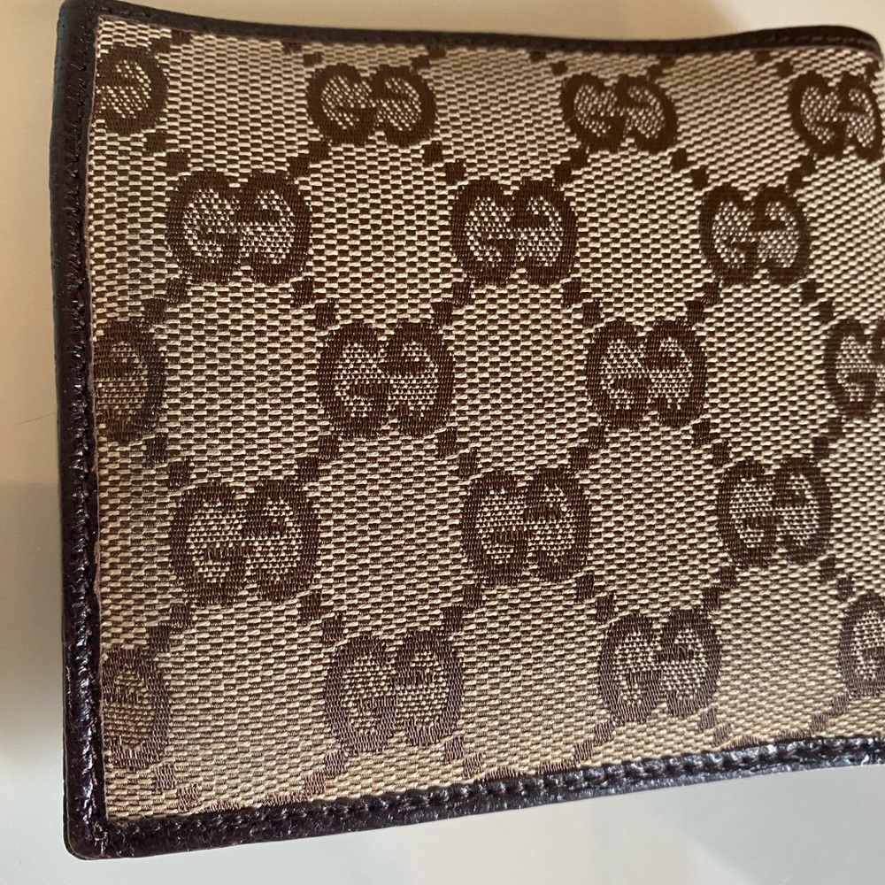 SOLD Gucci Monogram Leather Wallet - Picture 6 of 16